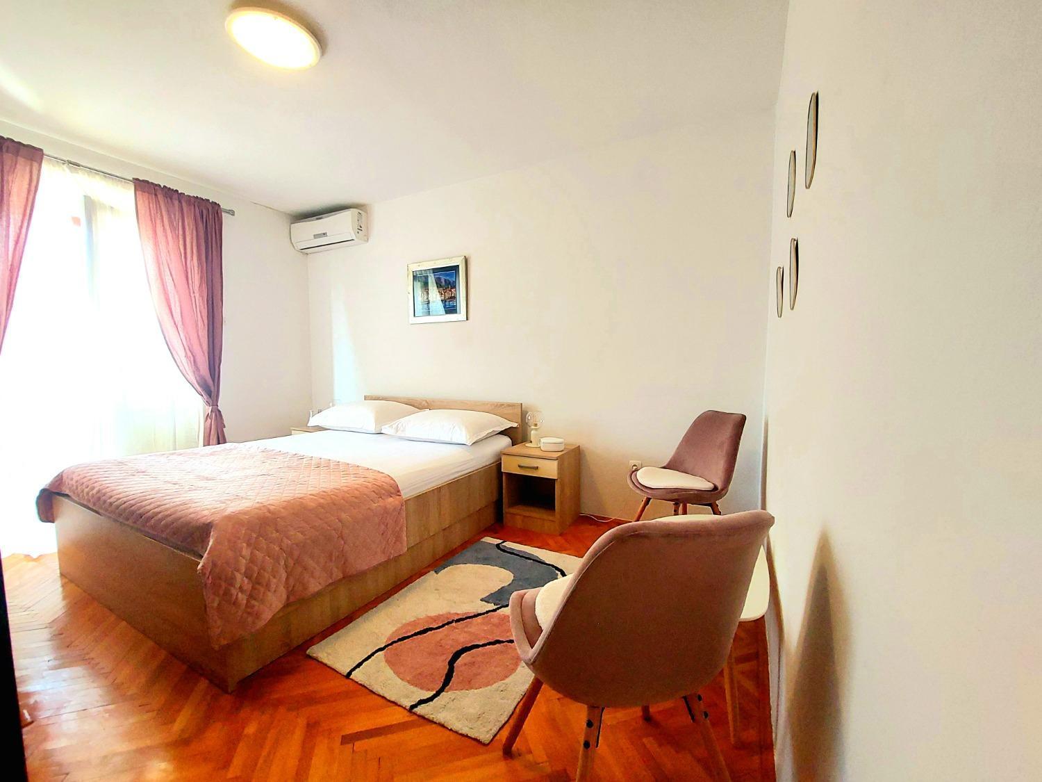 Apartment Fila - Large & Close To The Beach Макарска Экстерьер фото